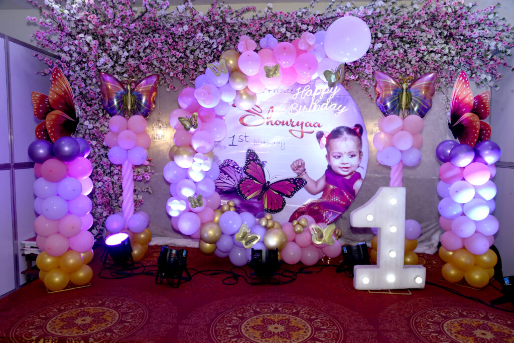 MAIN-STAGE-DECOR-PIC